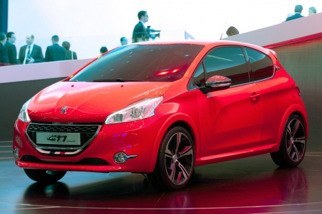 GIMS 2012. Peugeot 208 GTi Concept