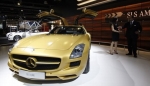 Mercedes-Benz SLS AMG Gold 2