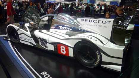 IAA 2011. Peugeot 908 Hybrid4