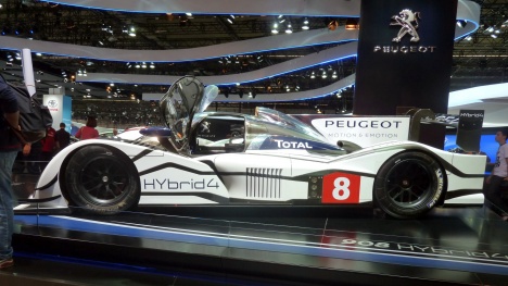 IAA 2011. Peugeot 908 Hybrid4