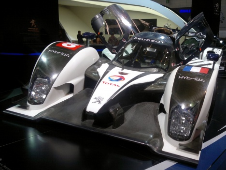 IAA 2011. Peugeot 908 Hybrid4