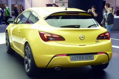 IAA 2011. Astra GTC 2012