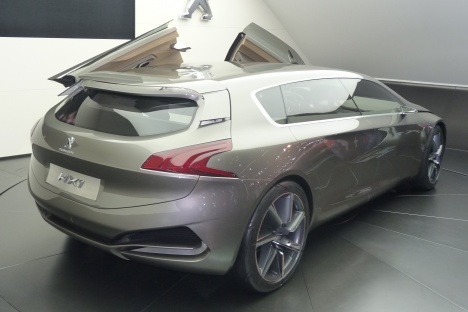 IAA 2011. Peugeot HX1 Concept