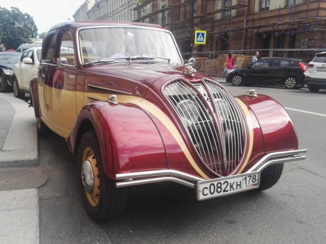 Peugeot 402 1936