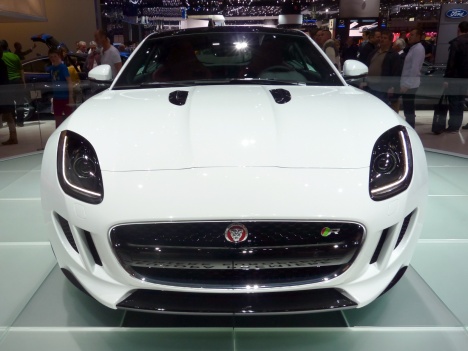 GIMS 2014. Jaguar F-Type R Coupe