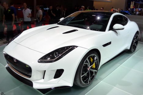 GIMS 2014. Jaguar F-Type R Coupe