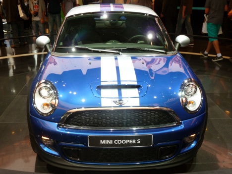 IAA 2011. Mini Coupe