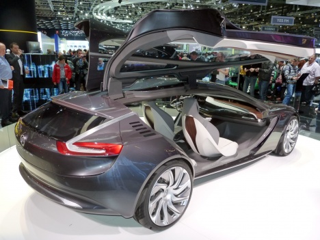 GIMS 2014. Opel Monza Concept