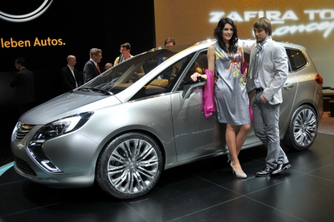 GIMS. Opel Zafira Tourer Concept
