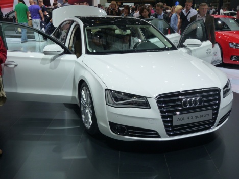 ММАС 2010. Audi A8L