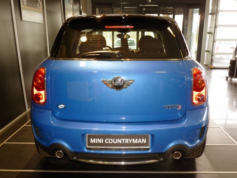 Тест-драйв MINI Cooper S ALL4 Countryman