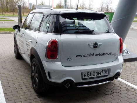 Тест-драйв MINI Cooper S ALL4 Countryman