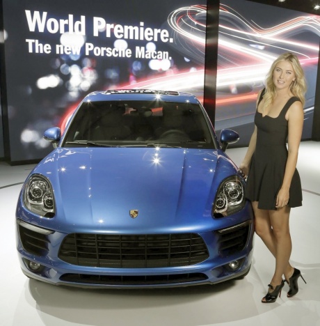 Мария Шарапова представила Porsche Macan