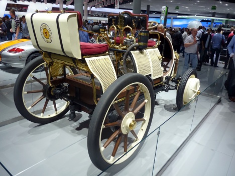 IAA 2011. Porsche Semper Vivus