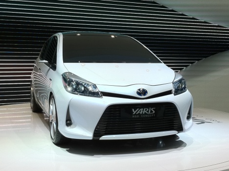 GIMS. Toyota Yaris HSD