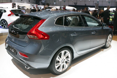 GIMS 2012. Volvo V40 2013