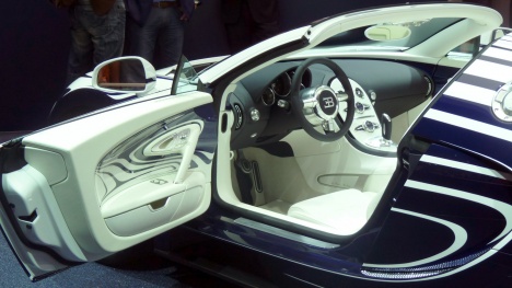 IAA 2011. Bugatti Veyron Grand Sport