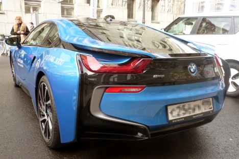 BMW i8