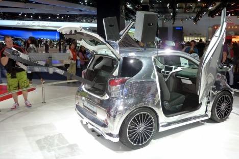 IAA 2011. Toyota iQ Disco